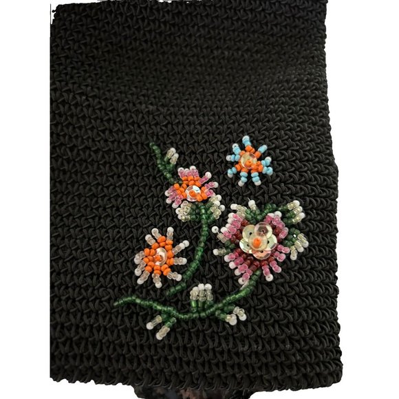 Ladies black woven Crossbody handbag w/beaded flowers on front Zip Closure - Picture 9 of 9